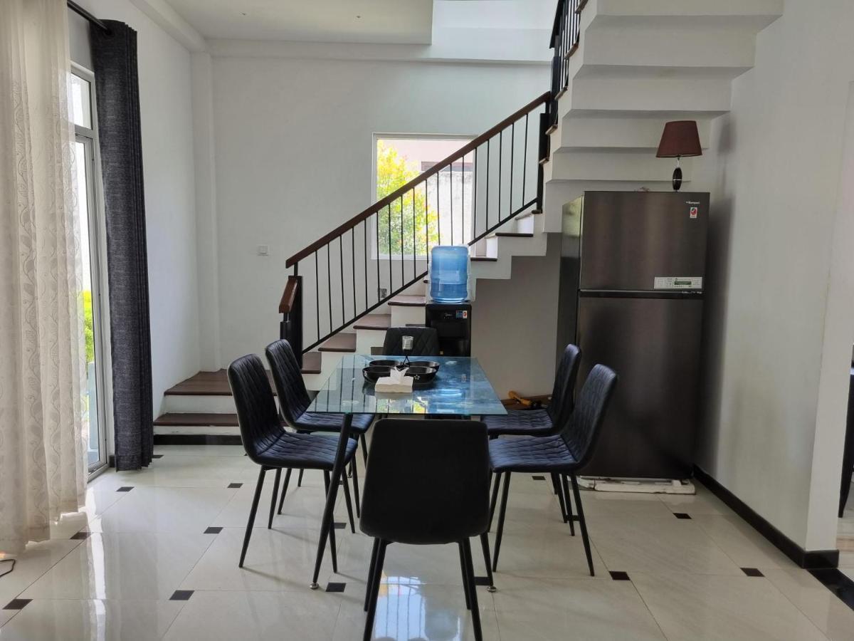 Vidushi Home Minuwangoda Bagian luar foto