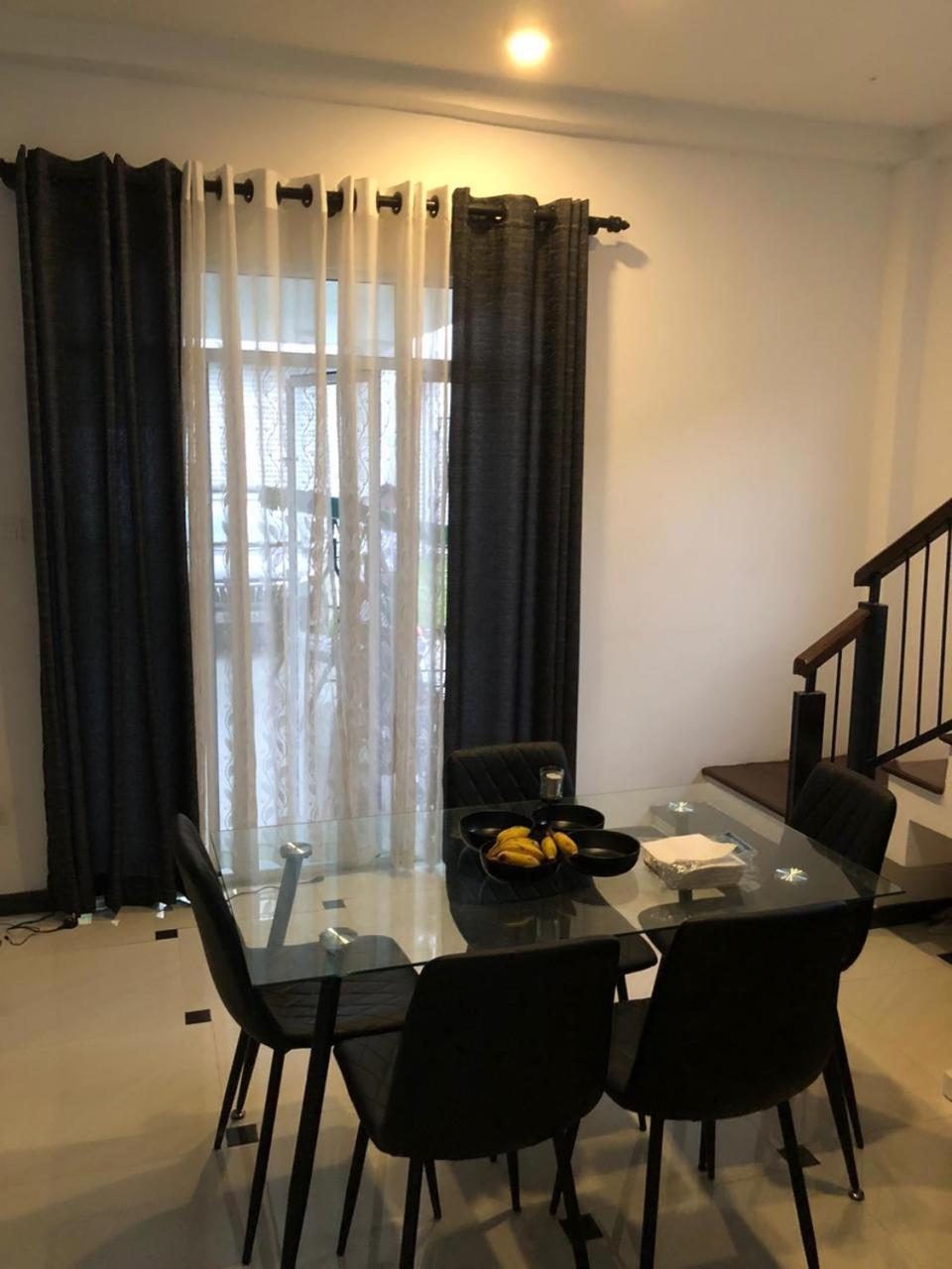 Vidushi Home Minuwangoda Bagian luar foto