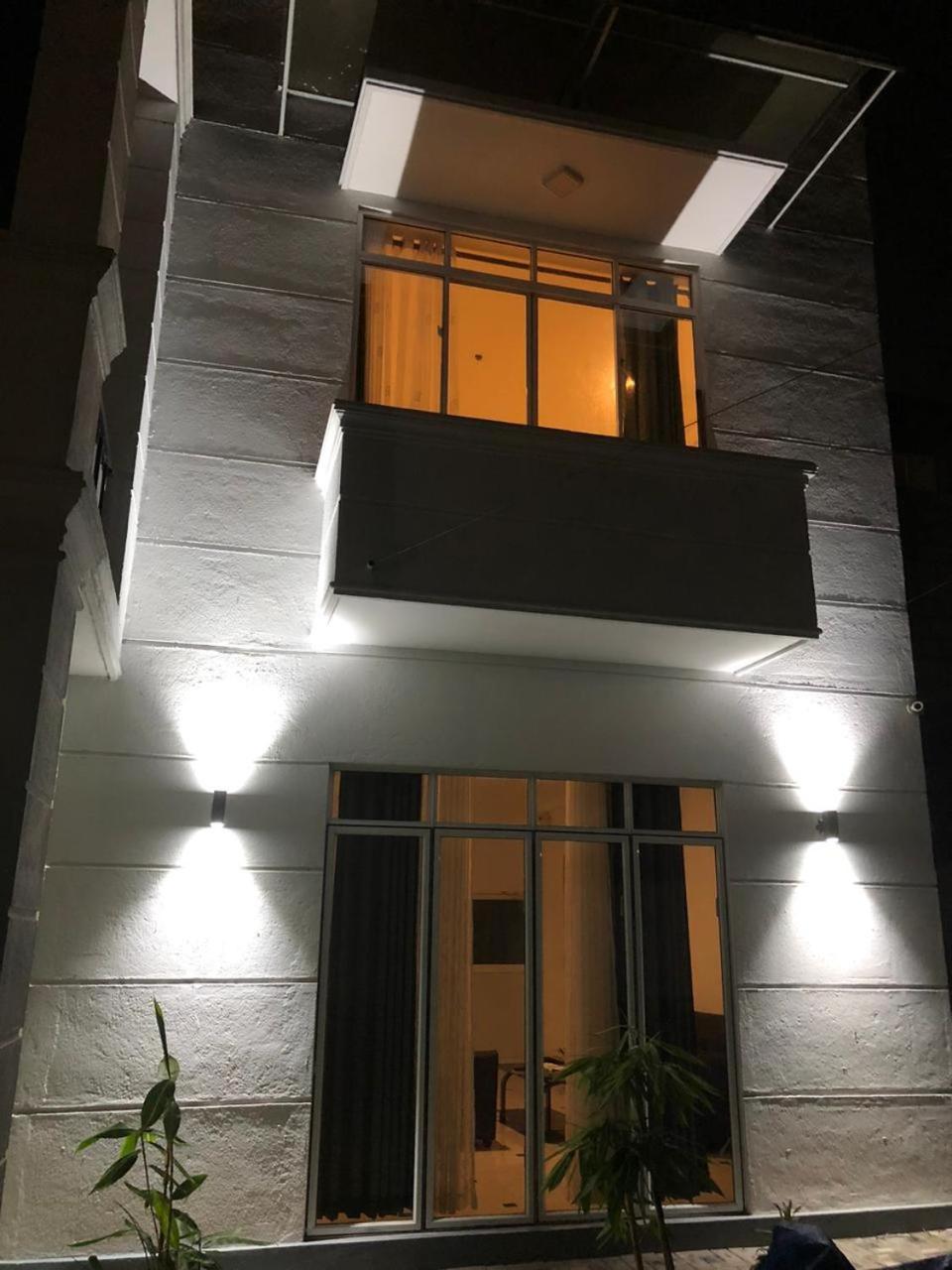 Vidushi Home Minuwangoda Bagian luar foto